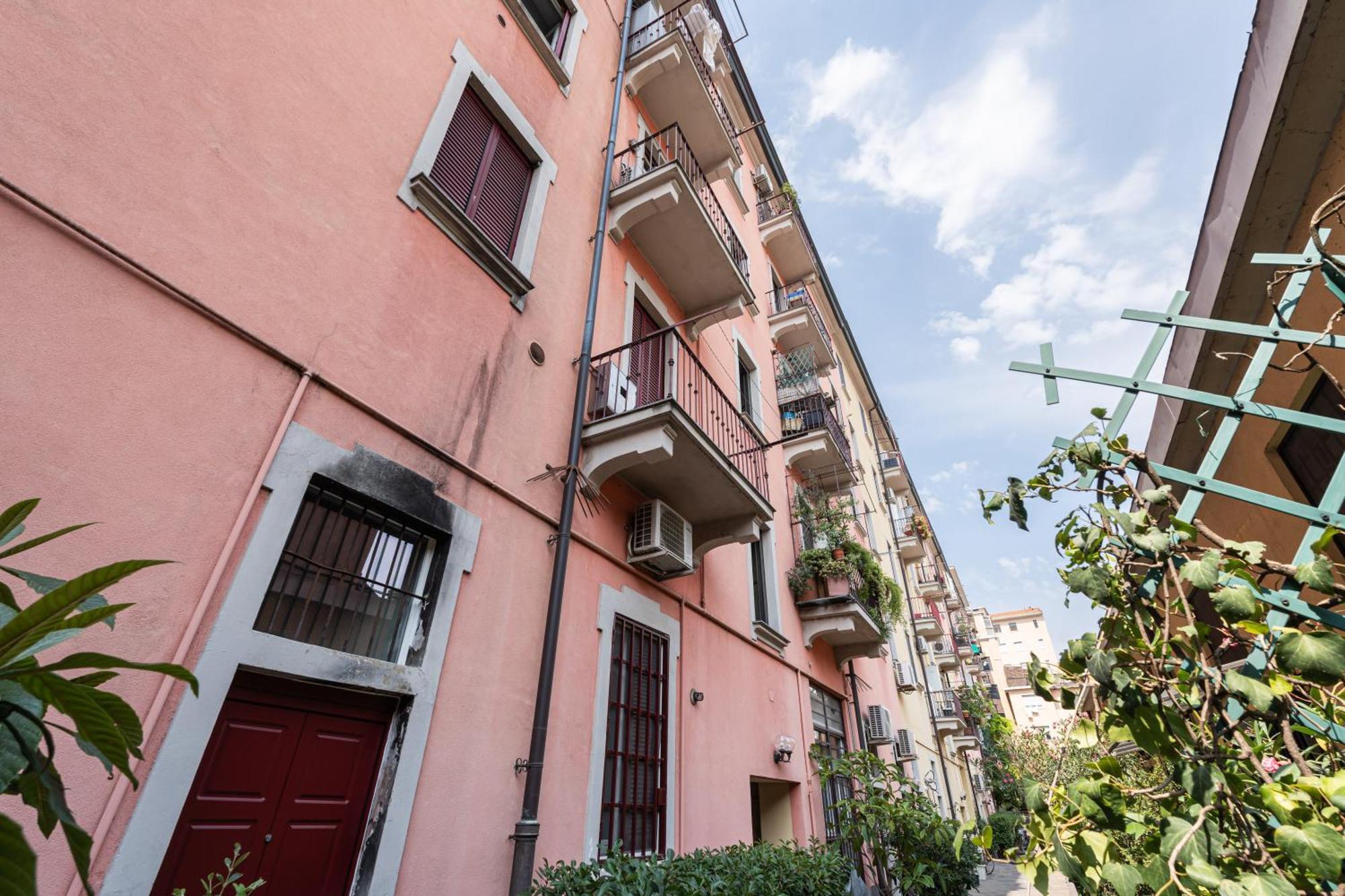 Spacious Onebedroom Navigli - Mirable Pm ميلان المظهر الخارجي الصورة